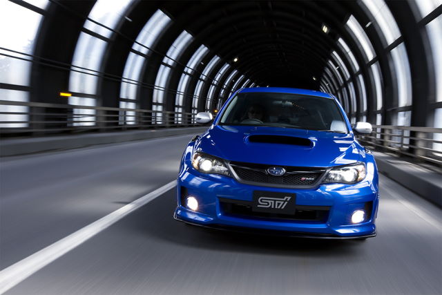 スバル インプレッサ WRX Sti［GRB/GVB/GRF/GVF型］自動車保険料の相場と目安を探る！ハッチバックもセダンもSTIチューンAWDスポーツ！  | 自動車保険の節約 解決マニュアル