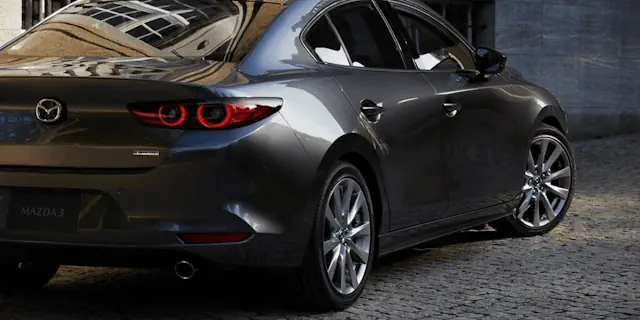 mazda3_bp_02